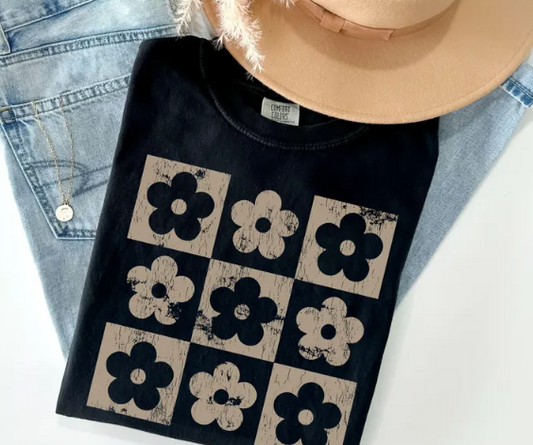 Distressed Daisy Checkerboard