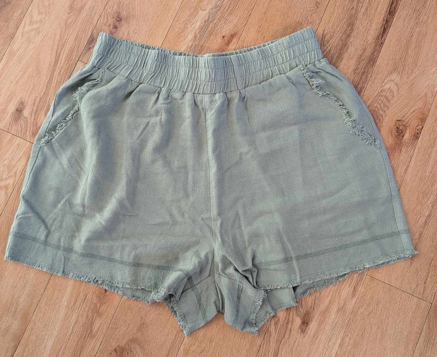 Olive Linen Fray Shorts